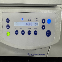 Eppendorf 5804R Refrigerated Centrifuge image 2